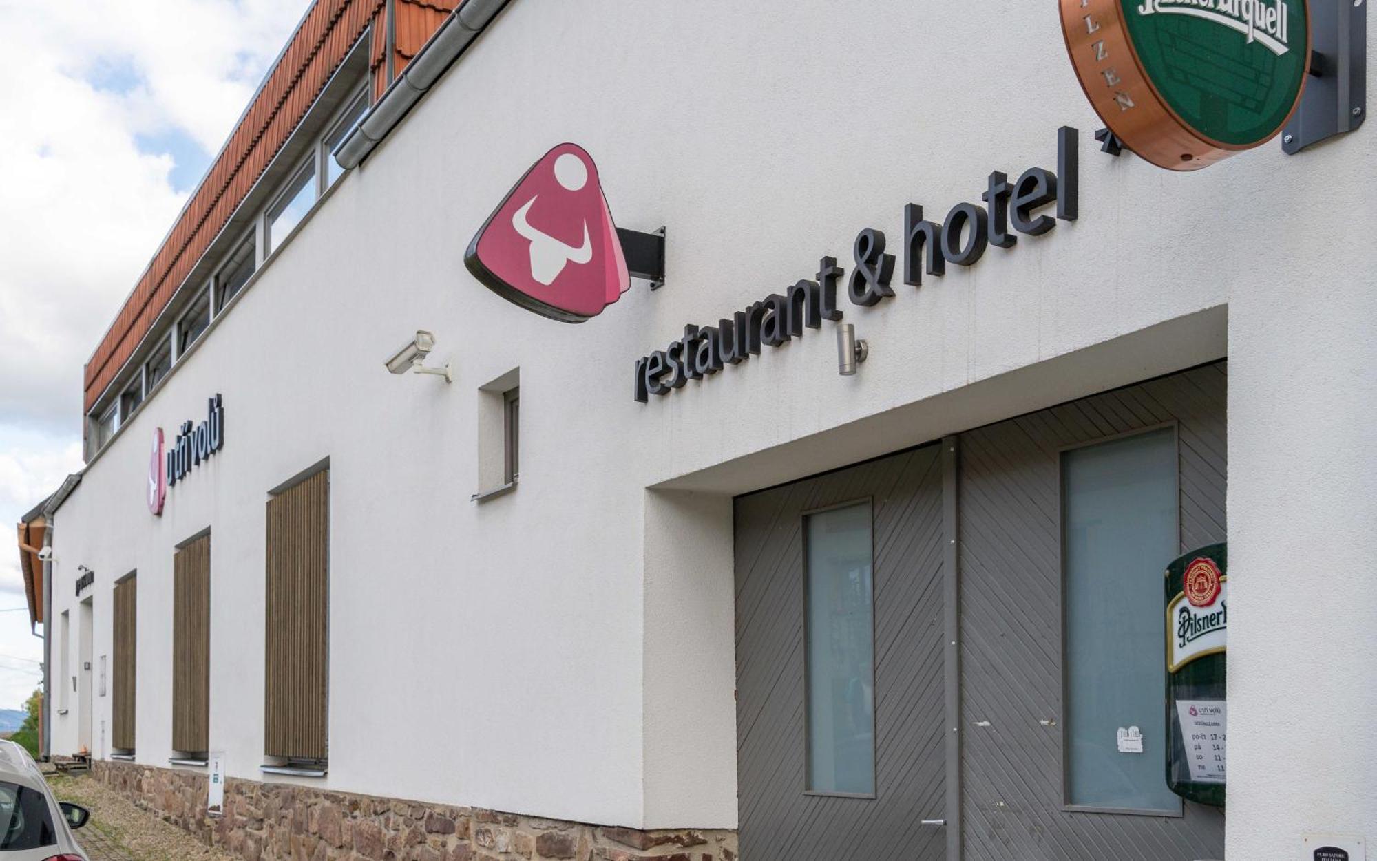 Porcuv Mlyn Hotel Bykovice Buitenkant foto
